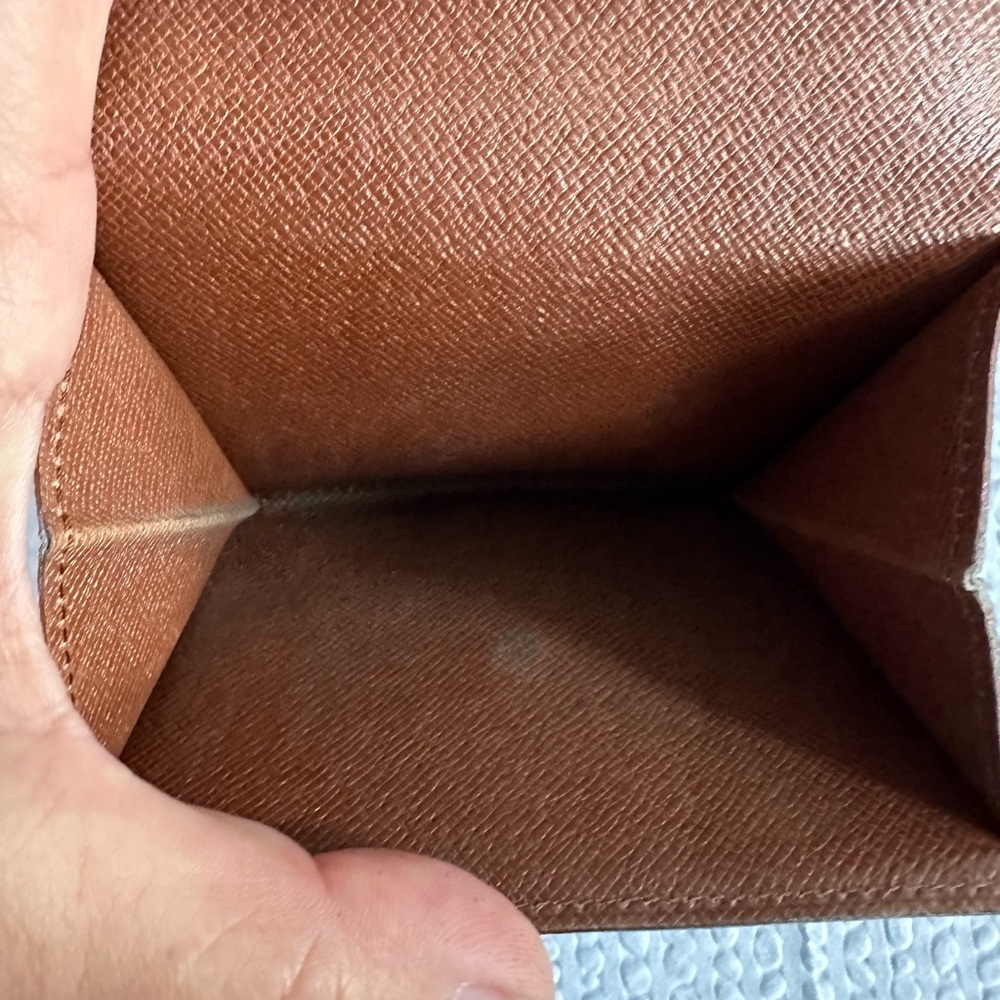 Louis Vuitton Monogram Bifold Wallet with Dust Bag - Authentic - Picture 9 of 13